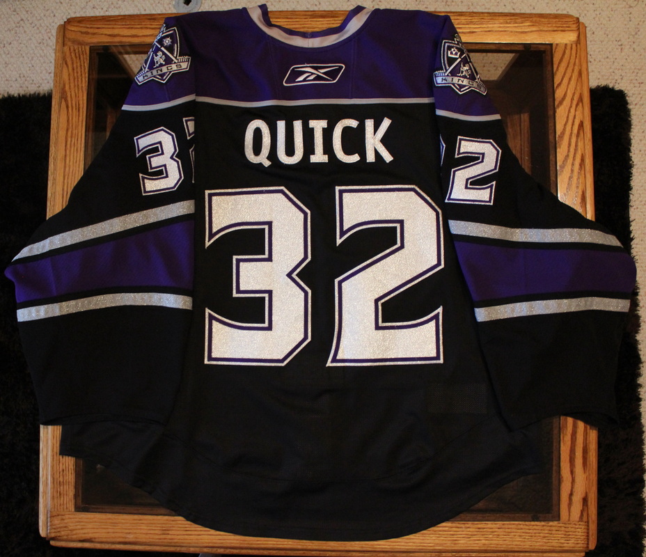 2014-15 Jonathan Quick Los Angeles Kings Game Worn Jersey - Photo